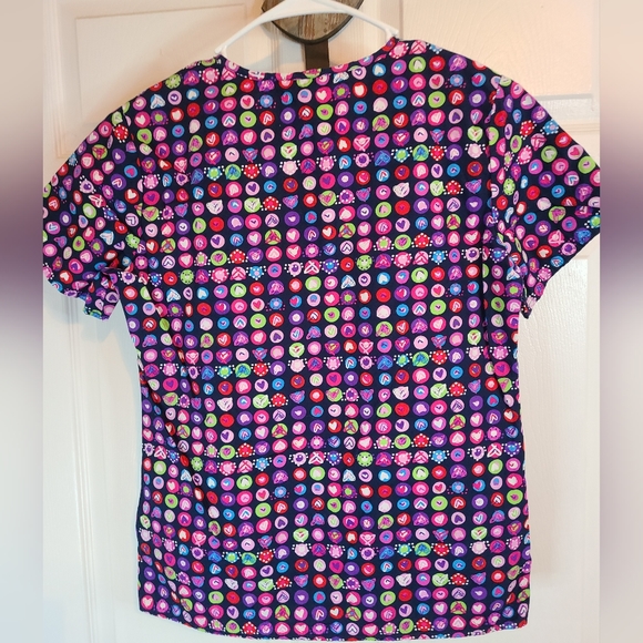 (789) Zoe+Chloe Woman's Colorful Icon dots Scrubs, Size: Small Color: Black - Picture 7 of 11